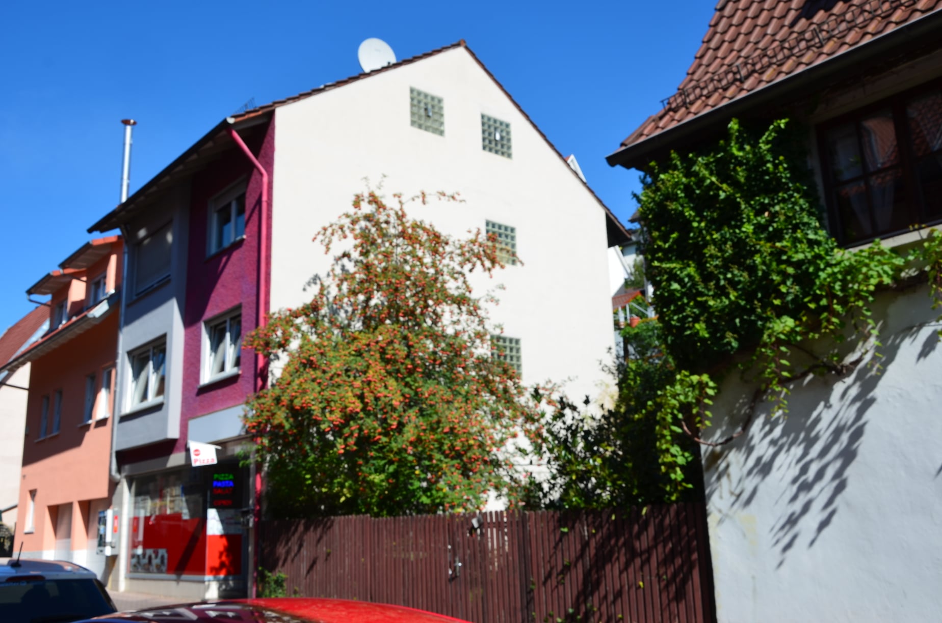 Pforzheim Ispringen 3-Familienhaus mit Ladengeschäft kaufen verkaufen Immobilienmakler