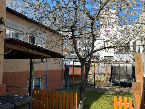 Reutlingen Mehrfamilienhaus zum Kauf 6 Wohnungen Wohneinheiten Immobilienmakler Haus kaufen Gartenansicht