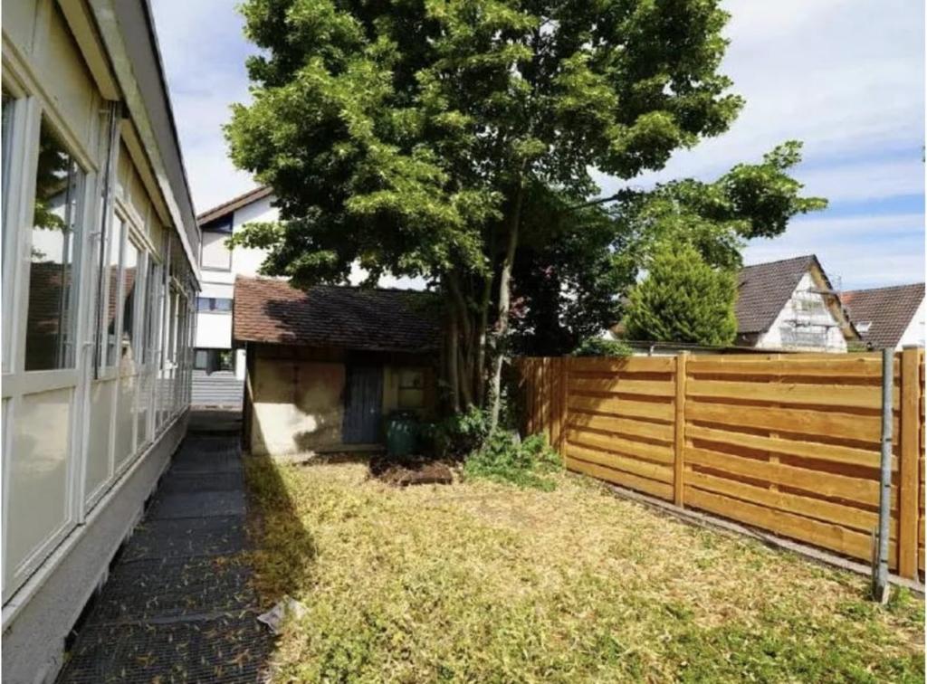 Mehrfamilienhaus mit Gewerbeeinheit zum Kauf kaufen verkauf Neckarsulm bei Heilbronn